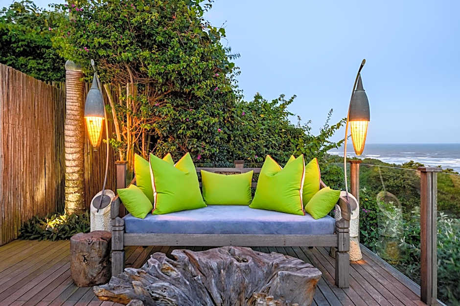 Nakai Beach Homestay