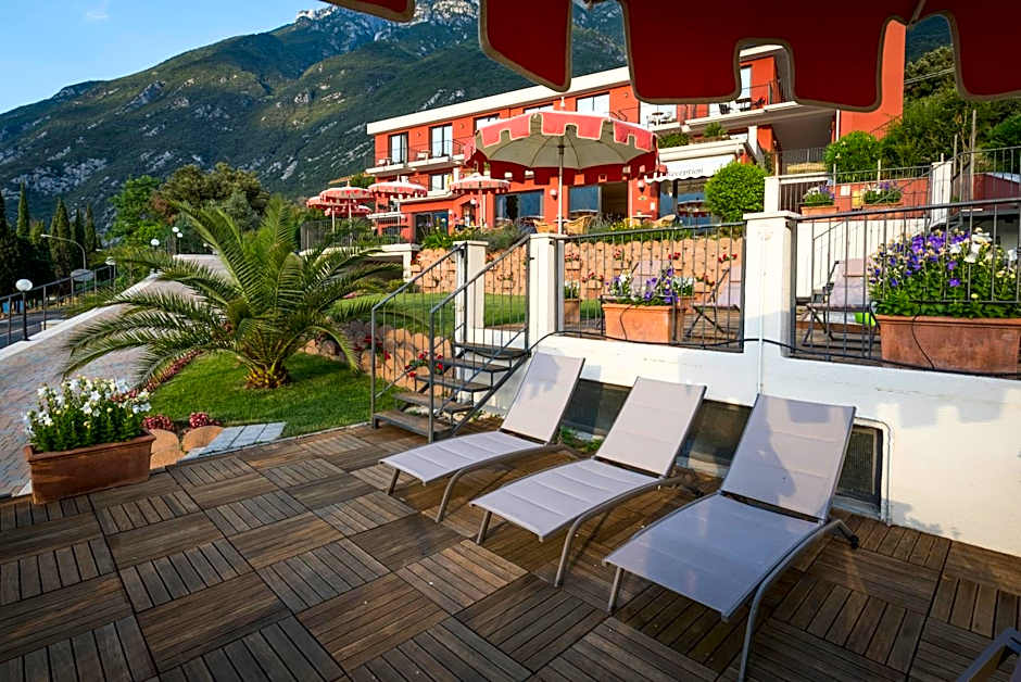 Hotel Oasi Beach