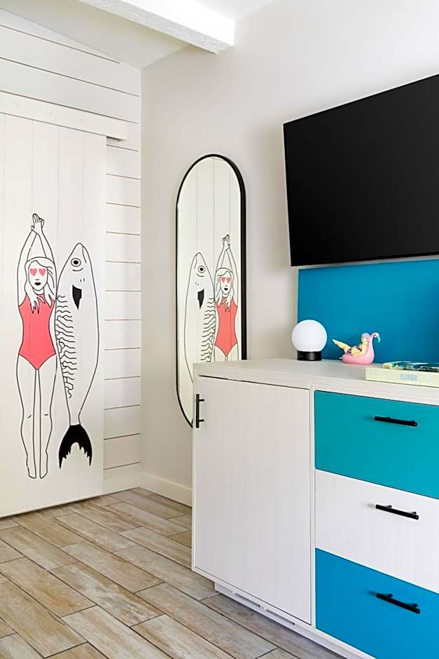 Blue Flamingo Resort Key West