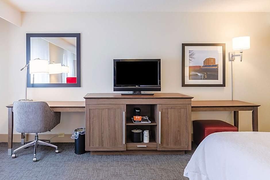 Hampton Inn By Hilton Rochester