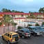 Express Inn & Suites - 5 Miles from St Petersburg Clearwater Airport