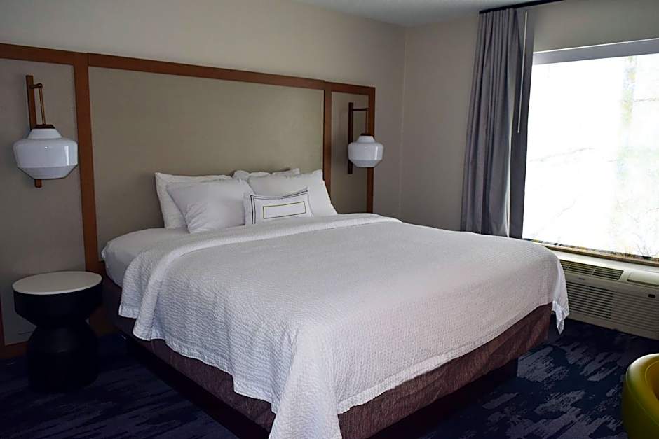 Fairfield Inn & Suites by Marriott Youngstown Austintown