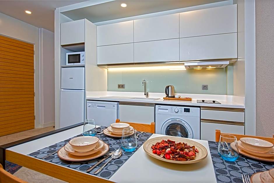 A Suite Side