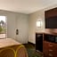 Super 8 by Wyndham Pearl/Jackson/East