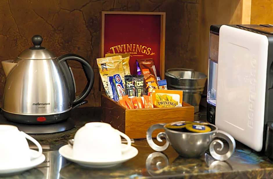 African Rock Hotel & Spa -"Relaxed Exclusivity"