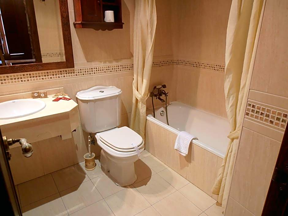 Hostal Virgen de la Encina