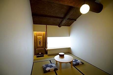 Japanese-Style Economy Room with Shared Bathroom and Shared Toilet