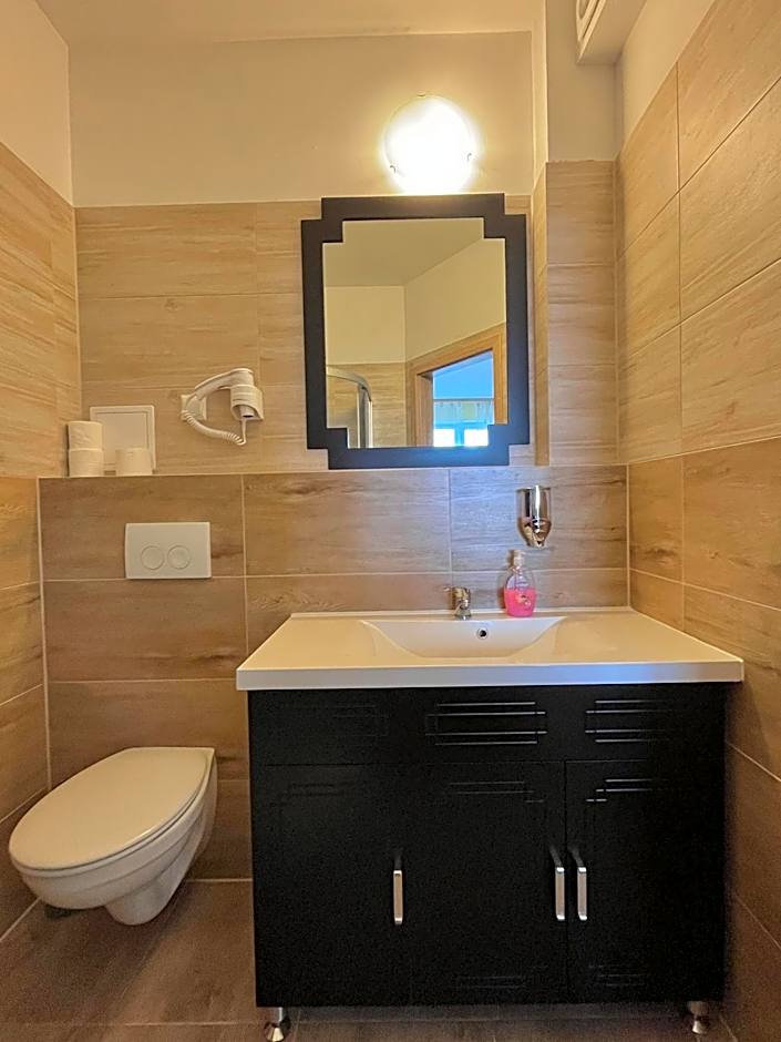 Hostel DV Morski - z prywatnymi łazienkami