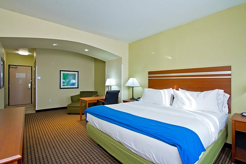 Holiday Inn Express & Suites Denver East-Peoria Street By IHG