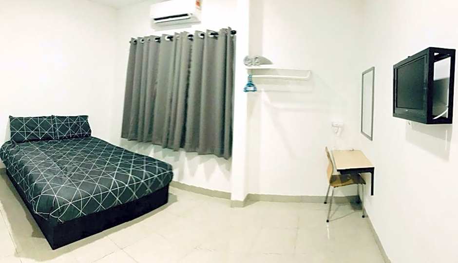 LunaStay (Shared Common Area)