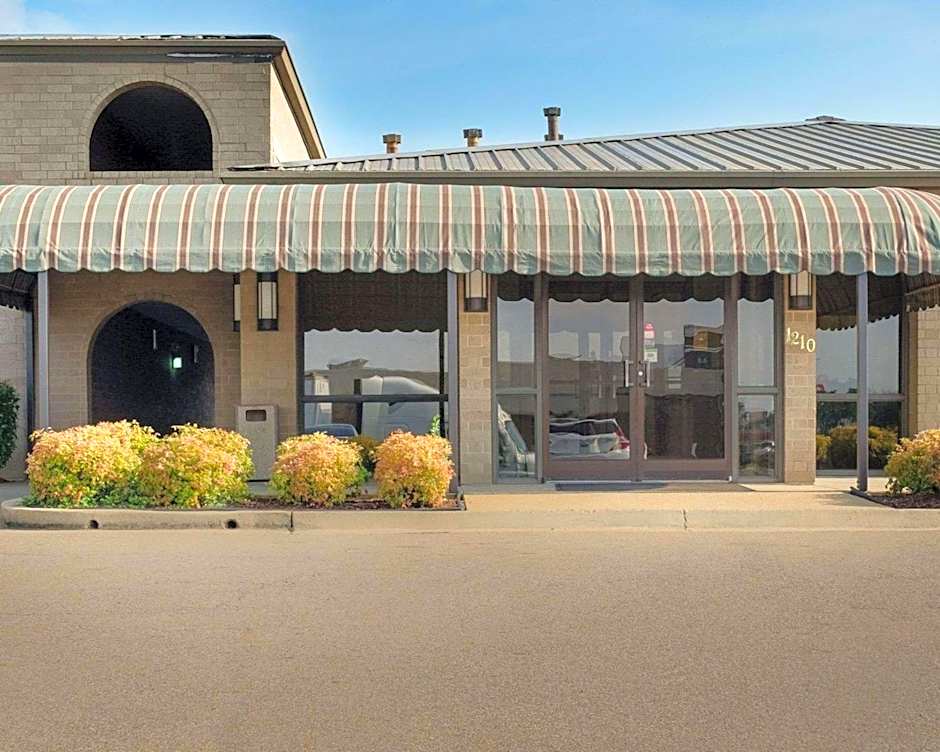 Quality Inn Columbus, MS