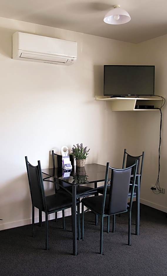 ASURE Phoenix Motor Inn