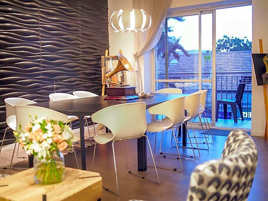 Paamonim Hotel Jerusalem