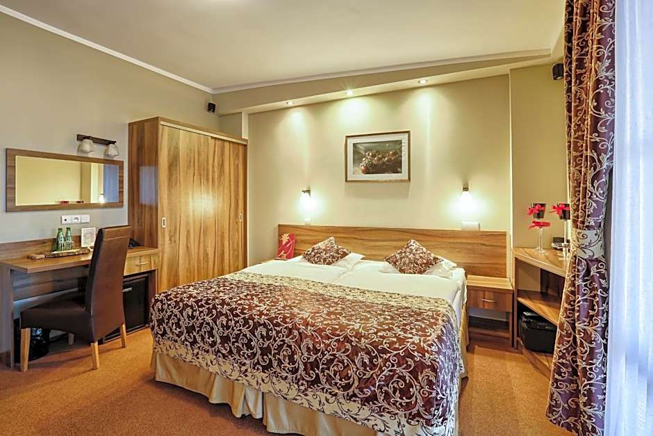Hotel Dębowe Wzgórze Wellness & Spa