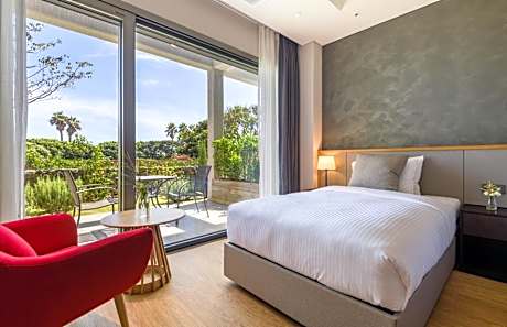 Deluxe Twin Garden (Annex Building)