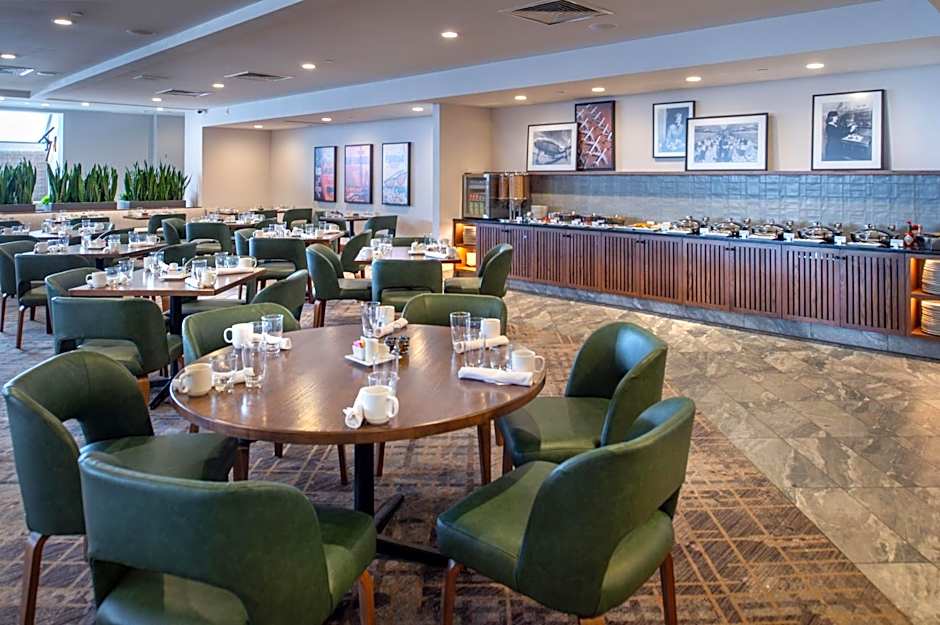 Hilton St. Louis Airport