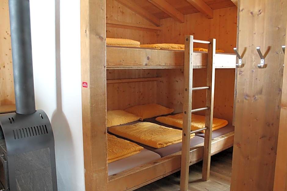 Hüttenhotel Husky Lodge