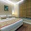 Hotel Bright
