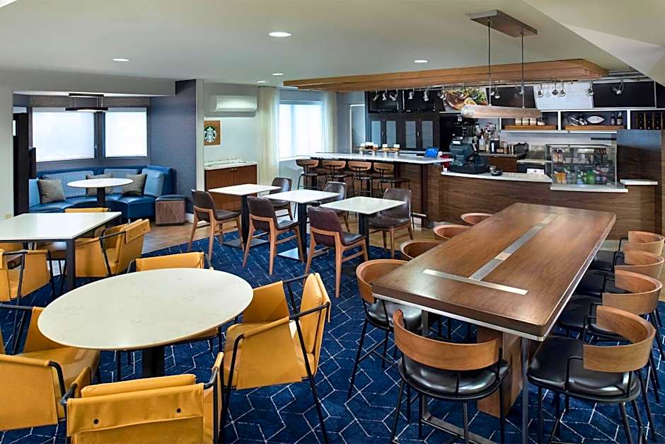 Courtyard by Marriott Winston-Salem University