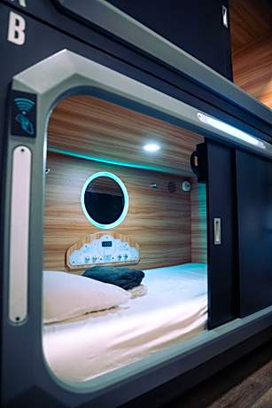 Single Bed in Female Dormitory Room