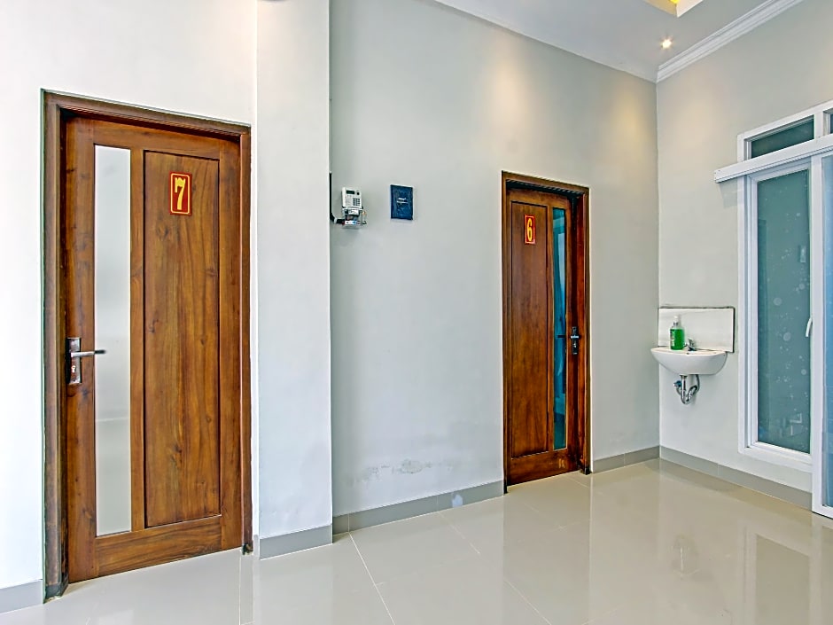 Hotel O Imperial Inn