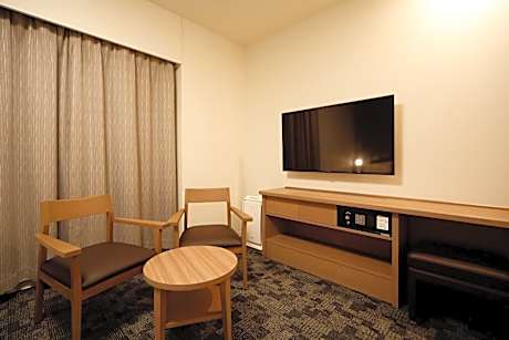 Twin Room - Non-Smoking - No Daily Cleaning