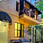Elysium Gallery Hotel