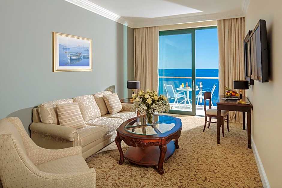Royal Princess Hotel