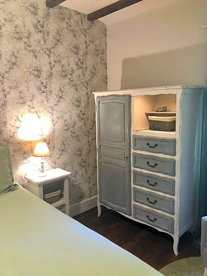 Le Cerisier Saint-Barbant