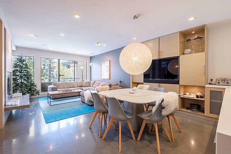 Gleneagles by Outpost Whistler