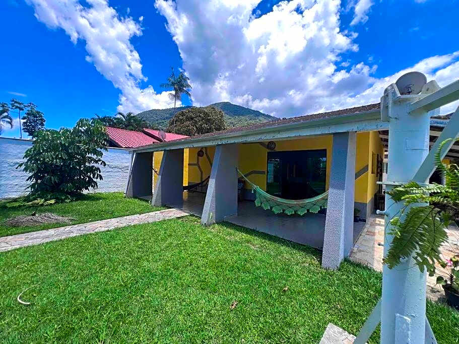 Villa Tavares - casa com piscina na praia da Lagoinha