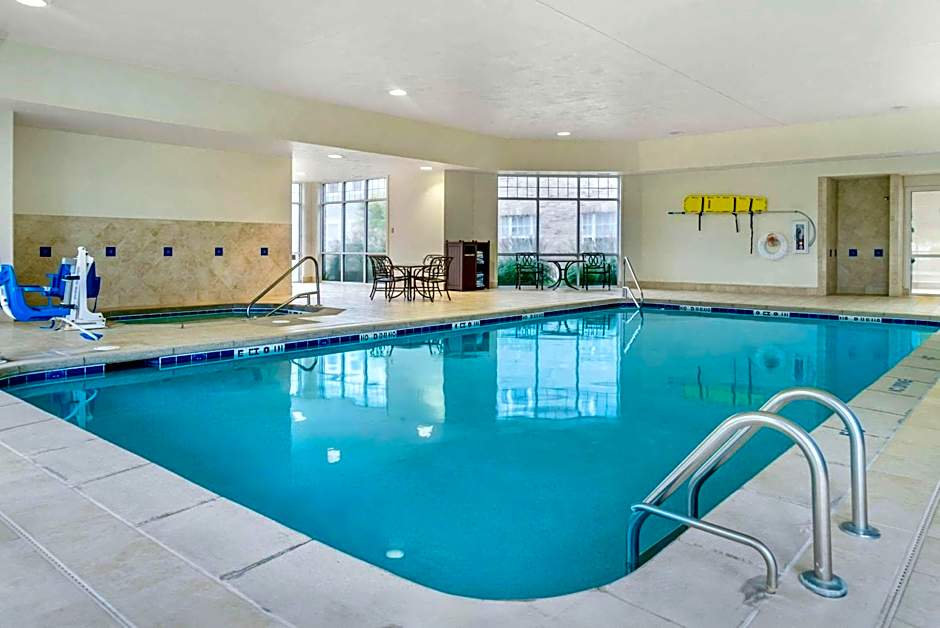 Comfort Inn Plainwell