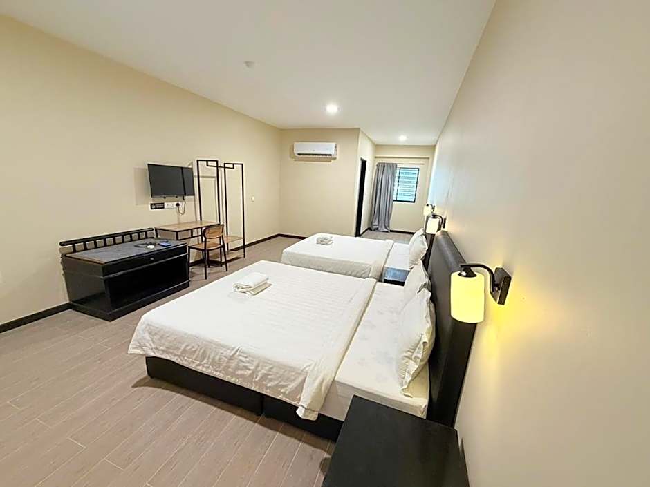 Pertama Lodge