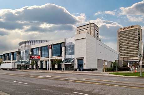 DoubleTree by Hilton London Ontario