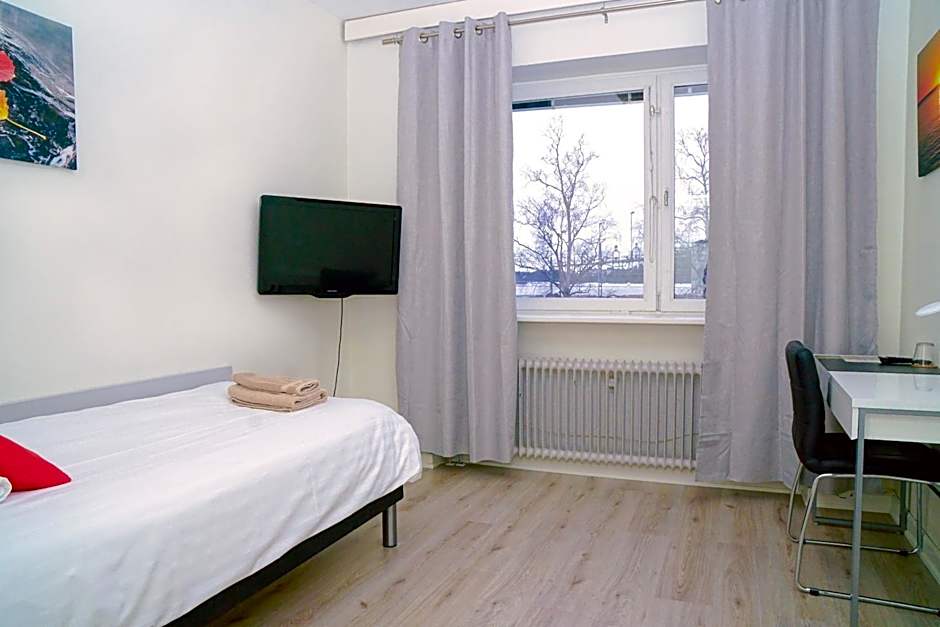 Photo 1 of 3 of Single Room
