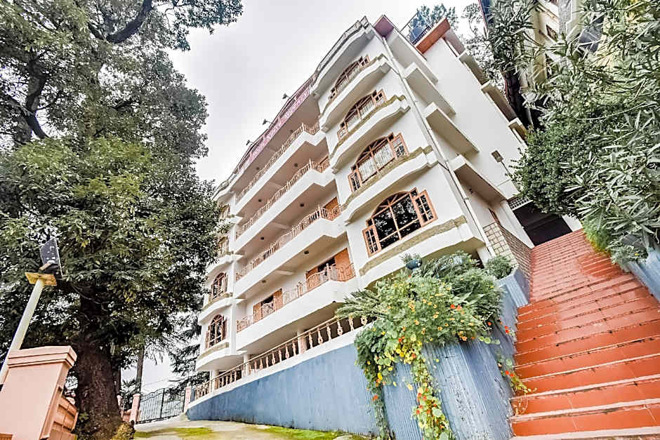 Hotel Kalra Regancy by OYO Rooms