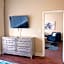 Amazing Condos Beautiful View 2 Blocks To French Quarter, Small Rooftop Pool, Gym, Seanger Theater, Super Dome, And Bourbon St