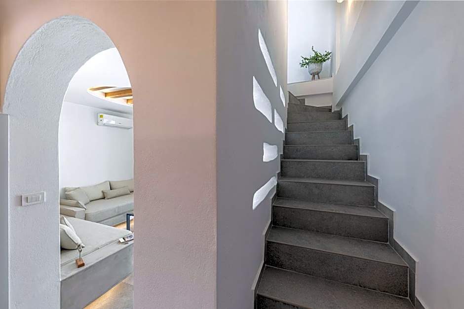 Alafropetra Luxury Suites