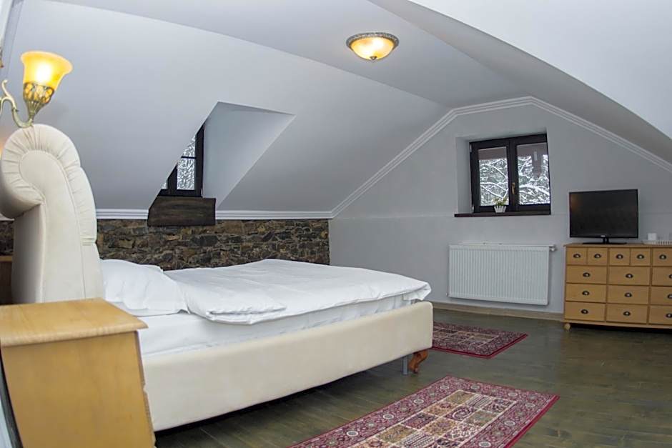 Hotel Regal 1880 - Boutique Hotel in Parcul Central Sinaia