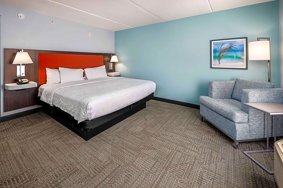 Hampton Inn & Suites Navarre