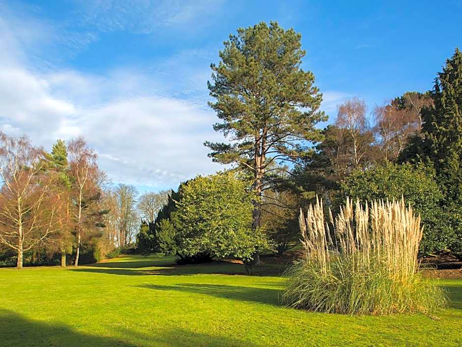 Brandshatch Place & Spa