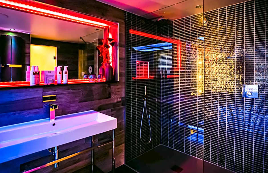 Church Suites by The Cranleigh Boutique