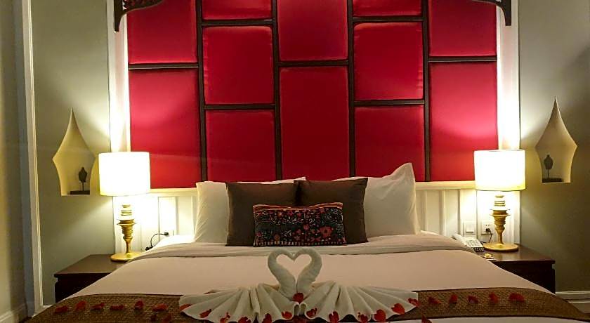 Le Palais Juliana Hotel