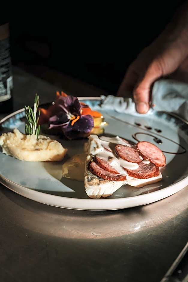 Logis Hôtel Vuillot