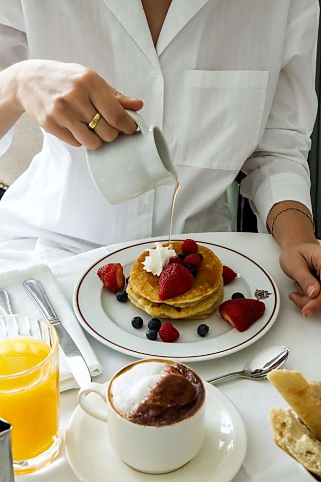 Hotel Saint Petersbourg Opera