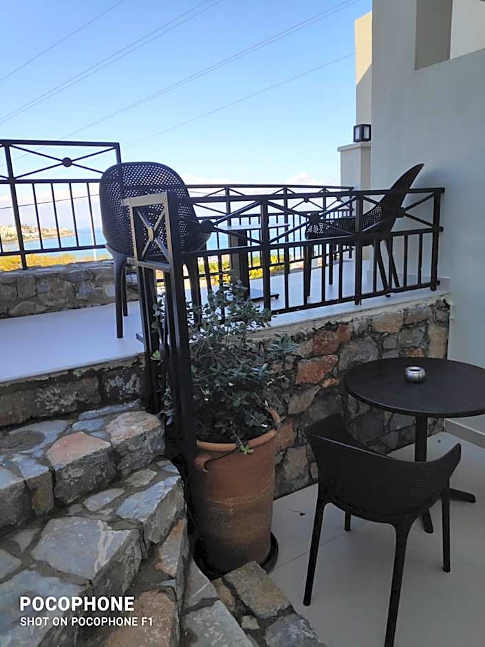 Minois Boutique Hotel