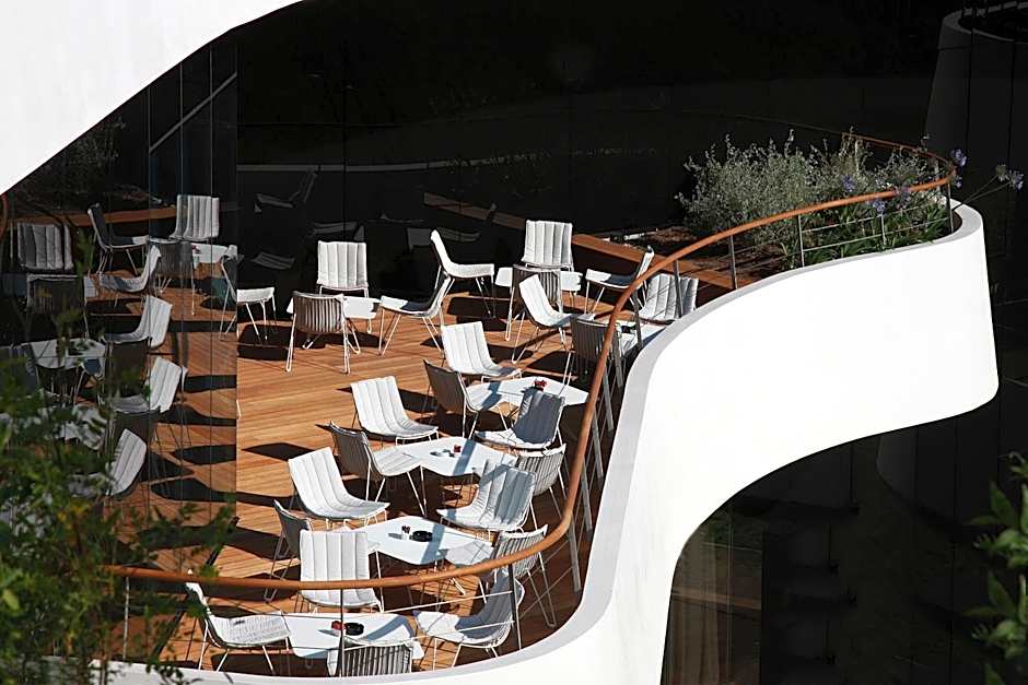 Lone Hotel by Maistra Collection