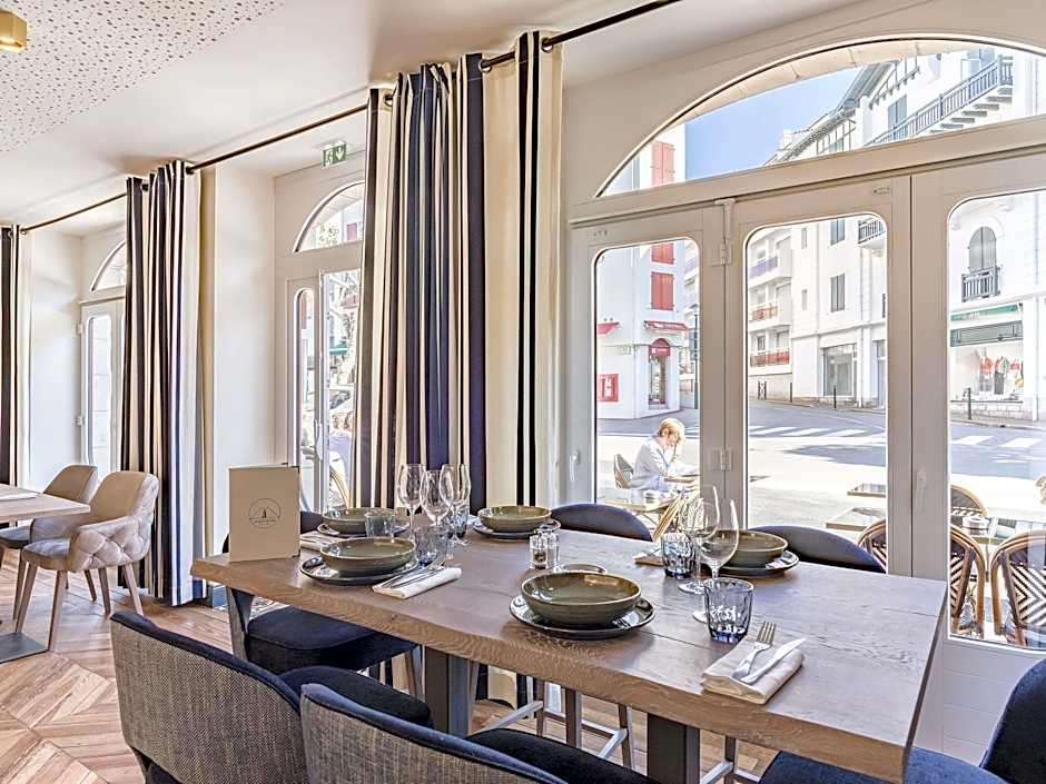 MADISON Saint Jean de Luz - Handwritten Collection