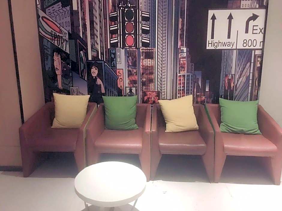 IU Hotel Tianjin Airport Economic Area