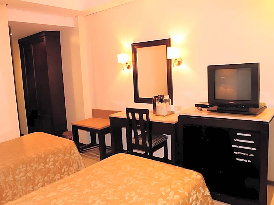 Goldenfield Kundutel